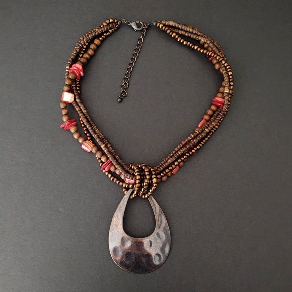 Copper/bronze, orange red shell and wooden bead pendant necklace - Picture 5 of 11